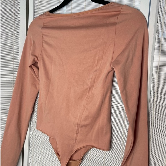Babaton Long Sleeve Bodysuit Pink Size S - Picture 4 of 7